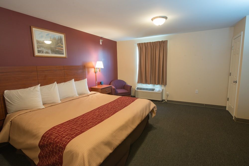 Red Roof Inn & Suites Dickinson Εξωτερικό φωτογραφία